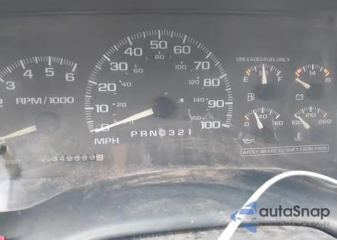 1998 Chevrolet Suburban 1500 из США, поврежденный, VIN 3GNEC16R6WG109972